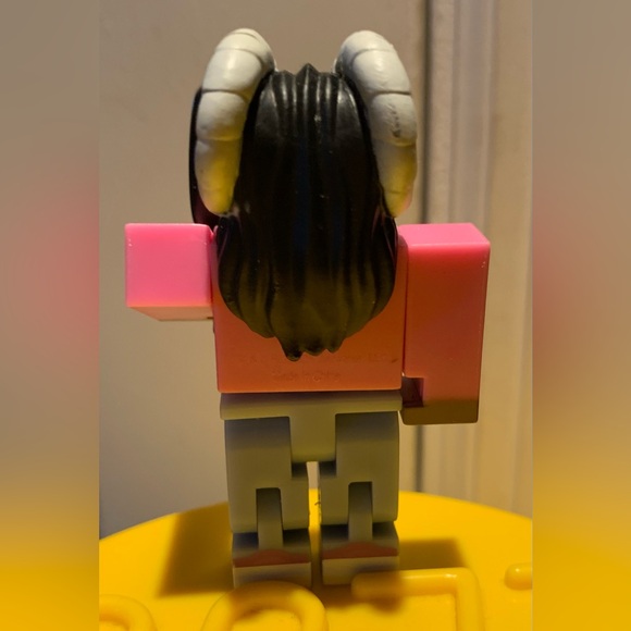 Roblox Jazzyx3 Figure - Picture 2 of 5
